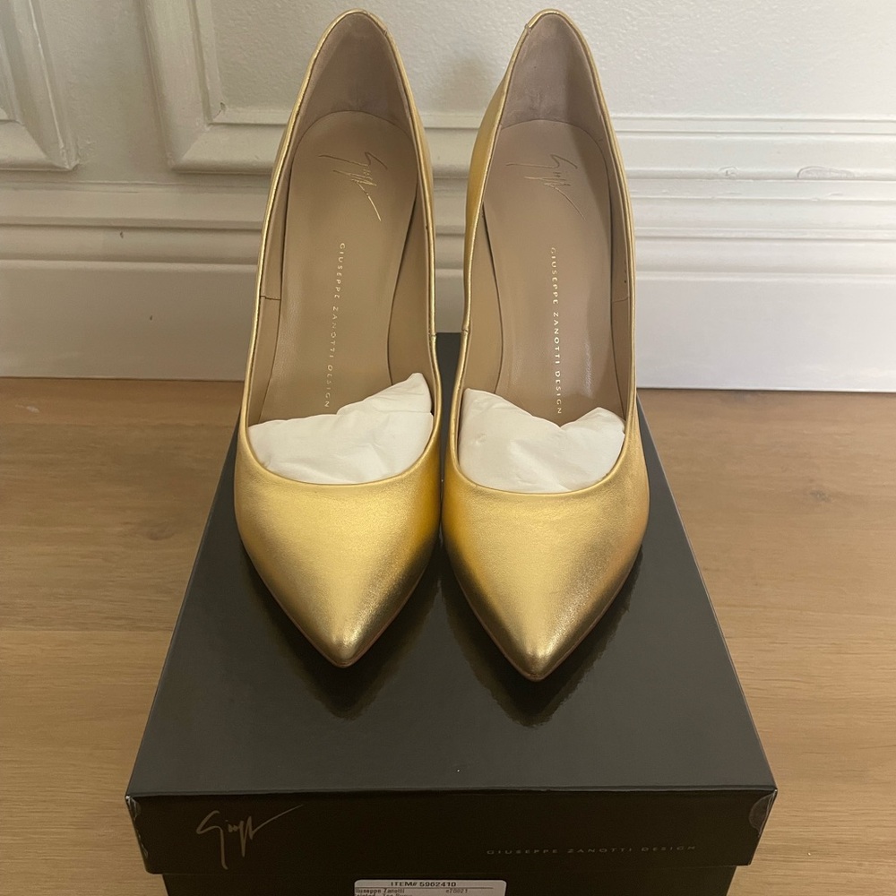 Giuseppe Zanotti Shimmering Gold Heels